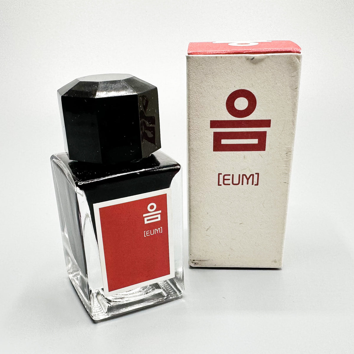 3 Oysters Scarlet (18ml) Bottled Ink (Hun Min Jeong Eum)