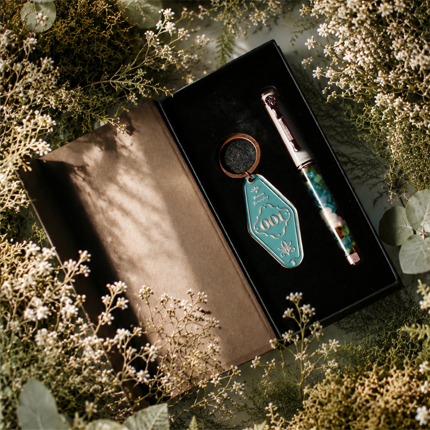 Dominant Industry Keyno Fountain Pen - No. 001 Serenity