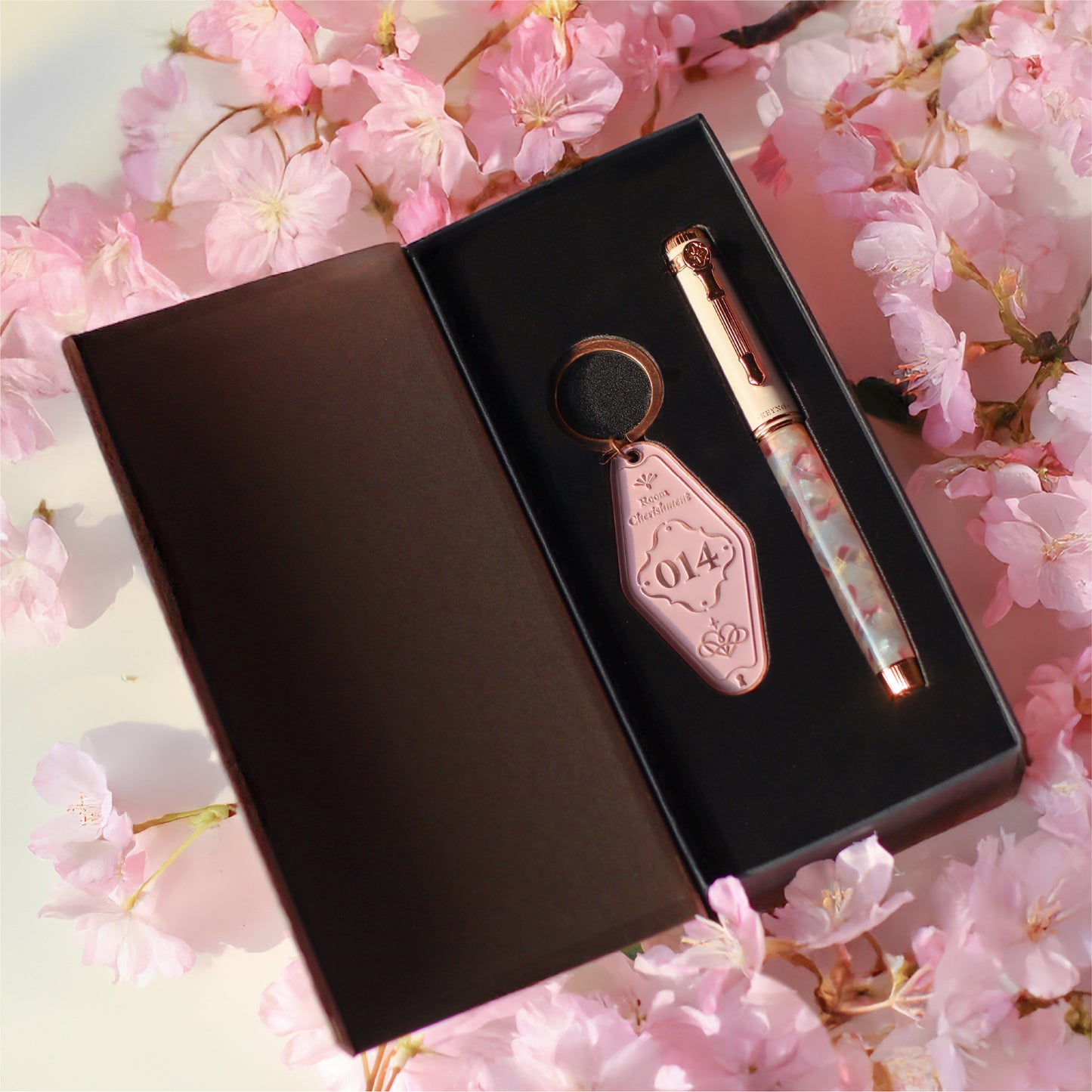 Dominant Industry Keyno Fountain Pen - No. 014 Cherishment