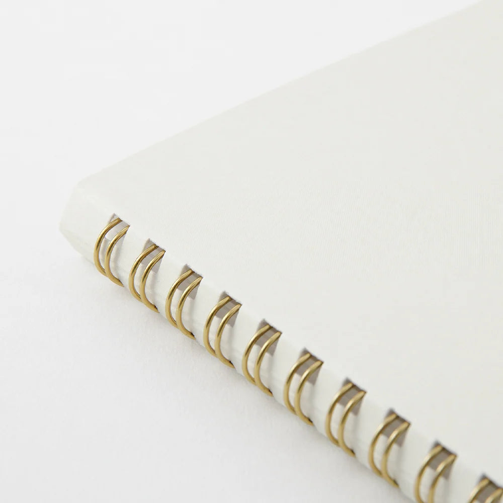 Midori Soft Color A5 Dotted Ring Notebook - White