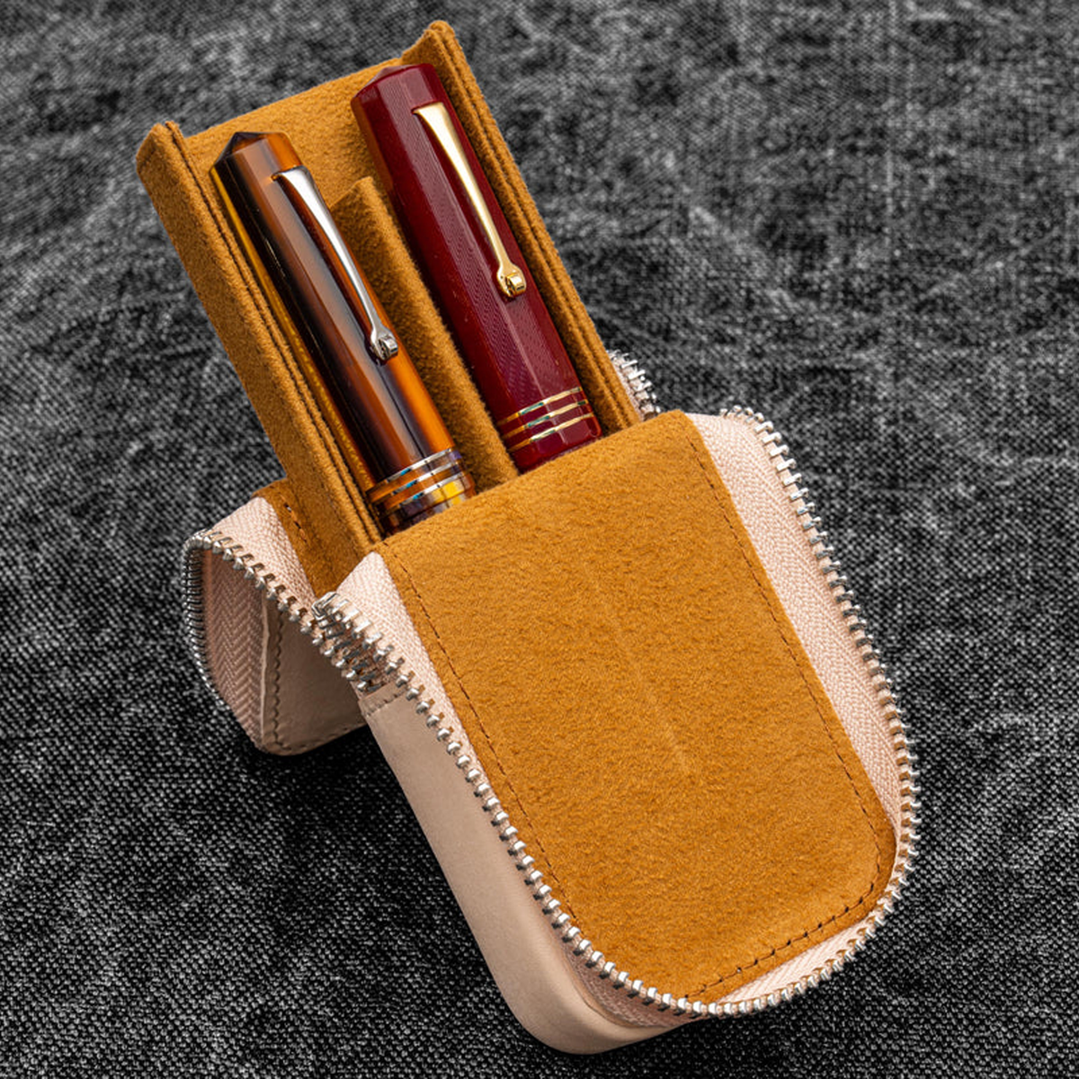 Galen Leather 2 Slot Zippered Magnum Opus Pen Case - Undyed Leather (with Removable Pen Tray)