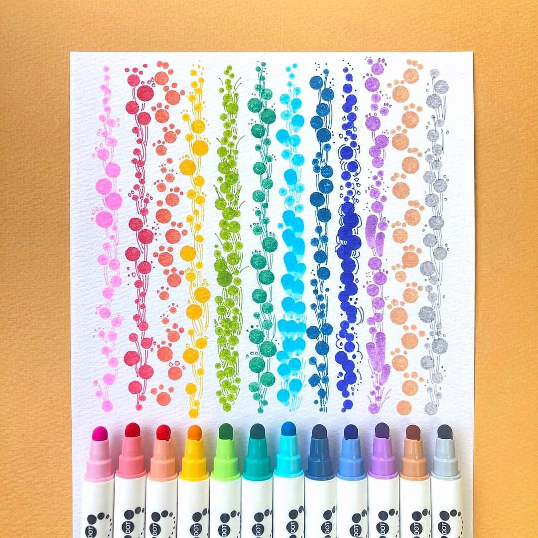 Kuretake Clean Color Dot Marker Set (Set of 12)