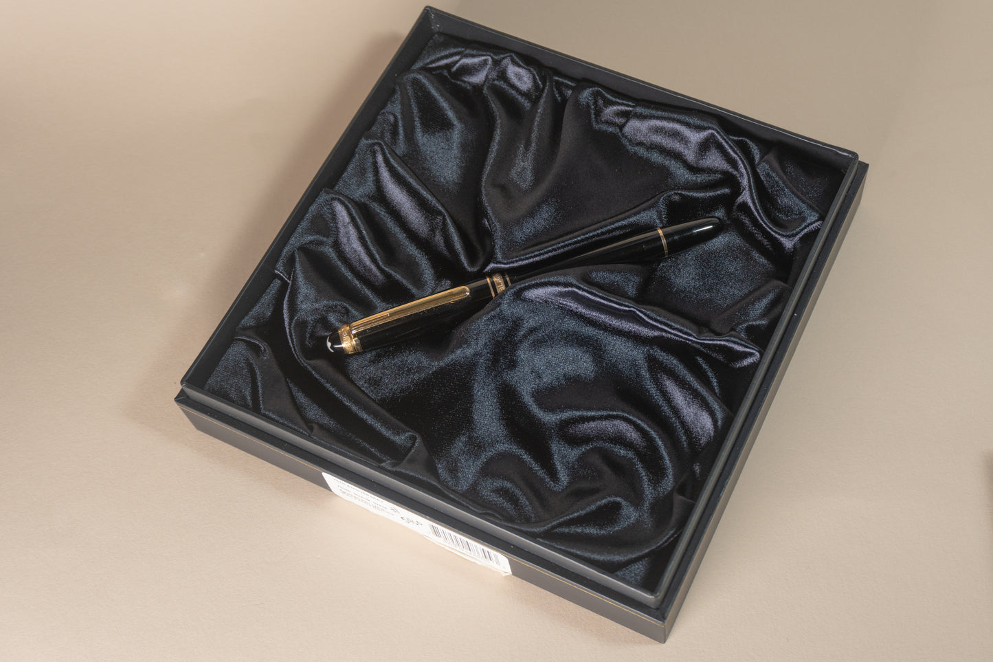 Pre-Owned Montblanc Meisterstück 145 75th Anniversary Edition Fountain Pen - Medium