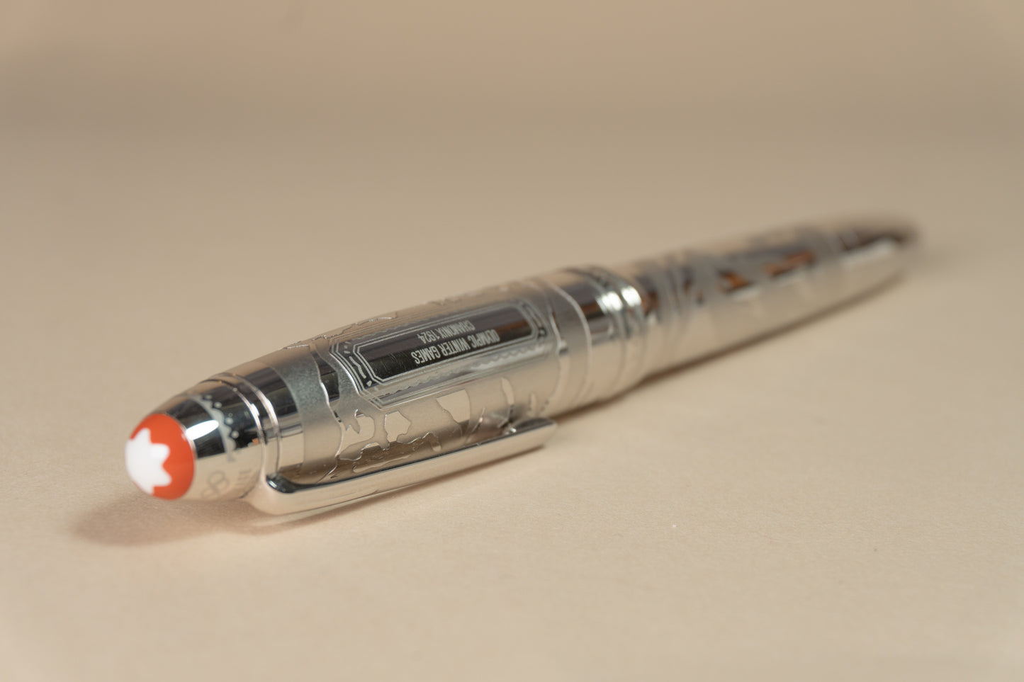 Pre-Owned Montblanc Meisterstuck x Olympic Heritage Chamonix 1924 Solitaire LeGrand Fountain Pen - Fine