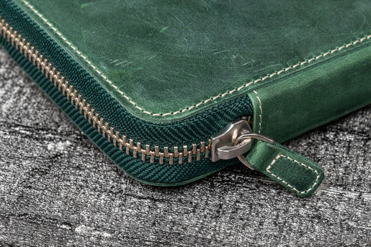Galen Leather Zippered 14 Slots Collector Pen Case for Kaweco Pens - Crazy Horse Forest Green