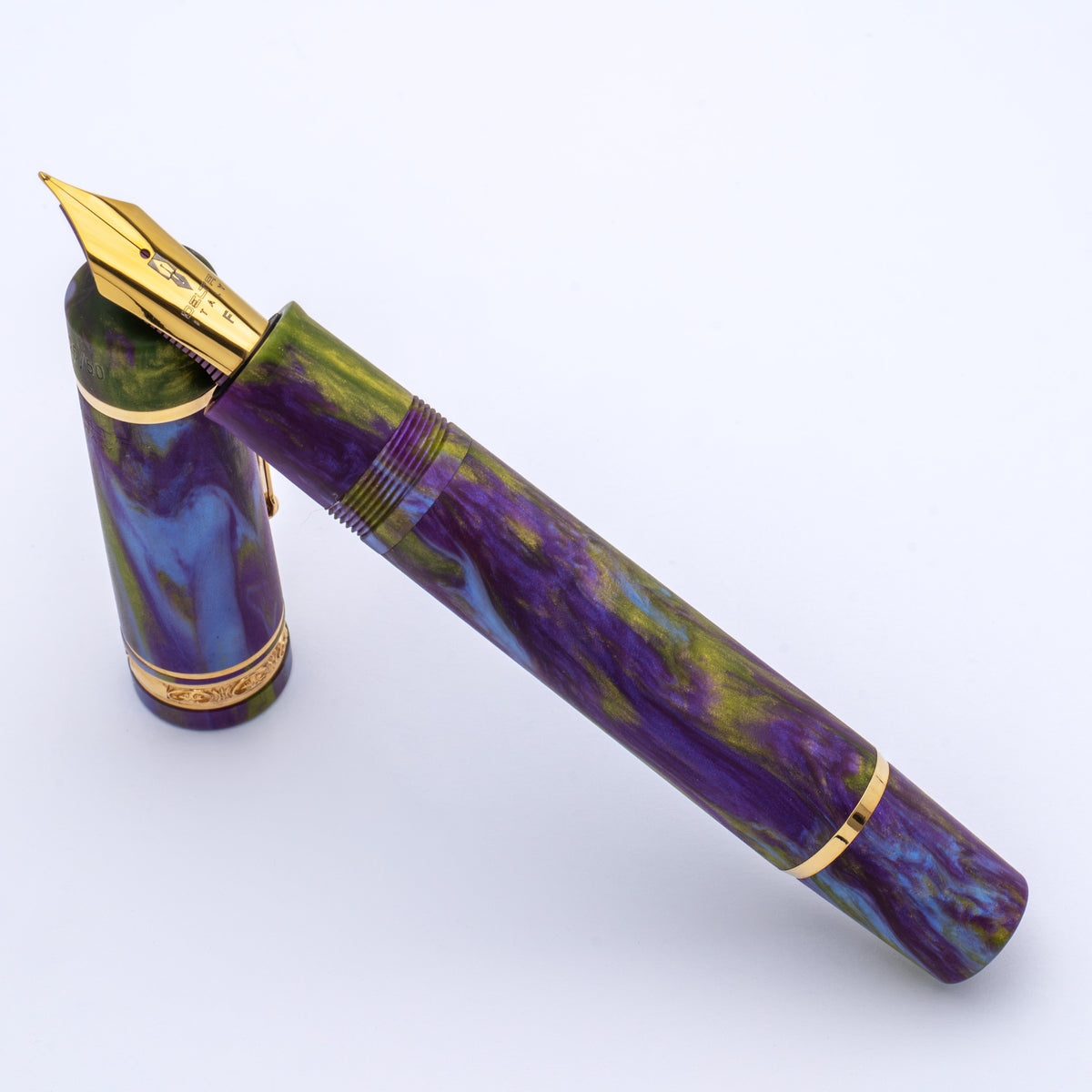 Delta DV Over-Size Fountain Pen - Matte: Wisteria Walk with Gold Trim (Limited Edition)