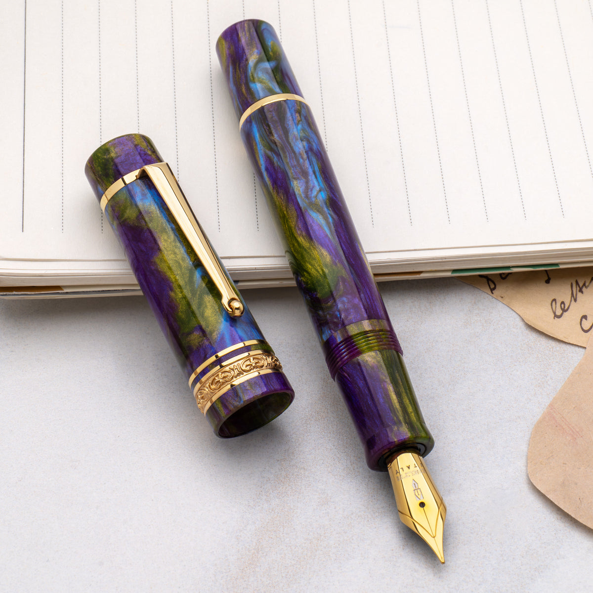 Delta DV Mid-Size Fountain Pen - Shiny: Wisteria Walk with Gold Trim (Limited Edition)
