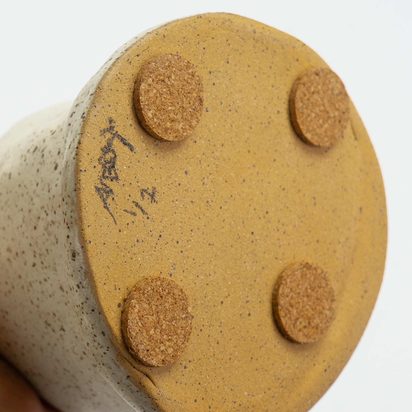 Dromgoole's x mhexart The Slump Pen Cup - Oatmeal