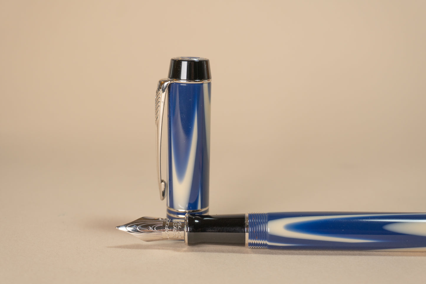 Pre-Owned Parker Duofold True Blue Fountain Pen - Medium