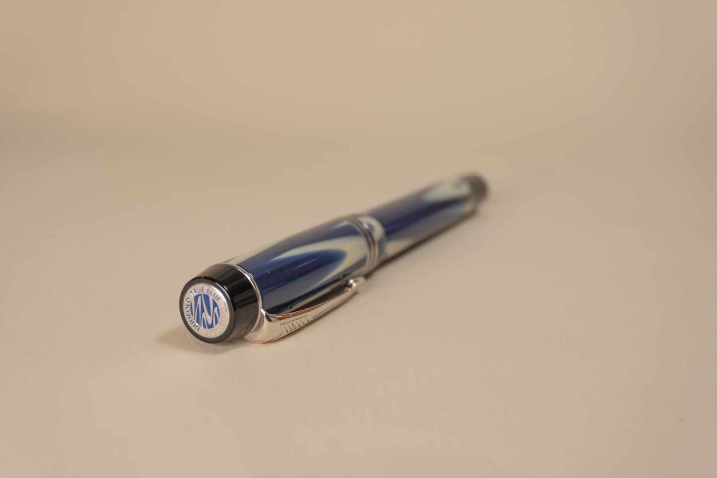 Pre-Owned Parker Duofold True Blue Fountain Pen - Medium