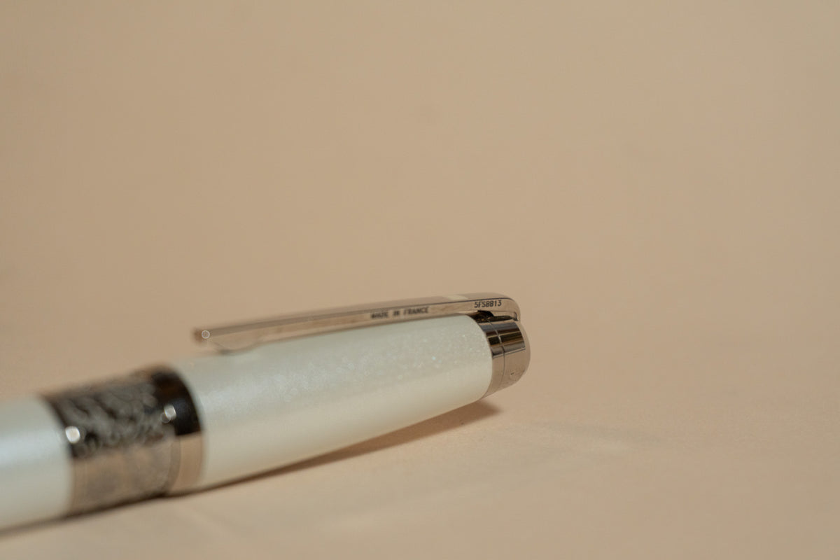Pre-Owned S.T. Dupont Caprice Mother of Pearl Ballpoint
