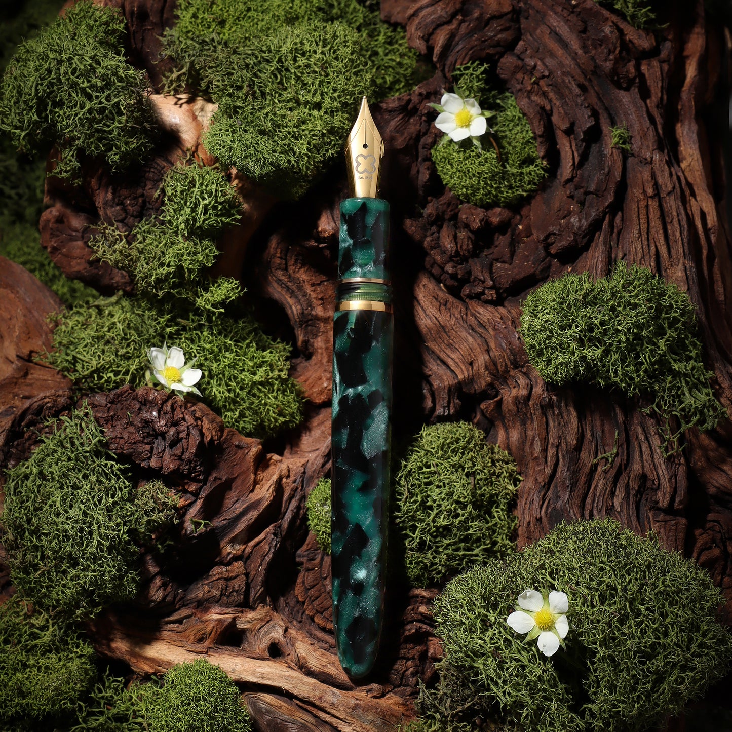 Esterbrook Estie Fountain Pen - Evergreen with Gold Trim