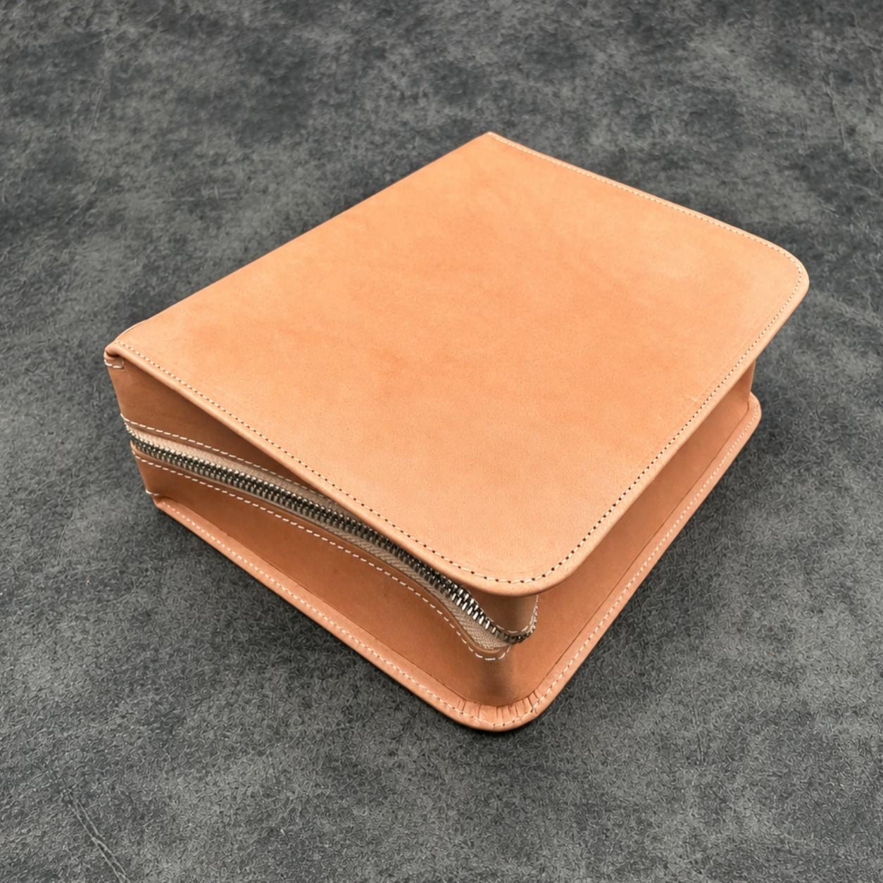 Galen Leather 40 Slot Zippered Pen Case - Undyed