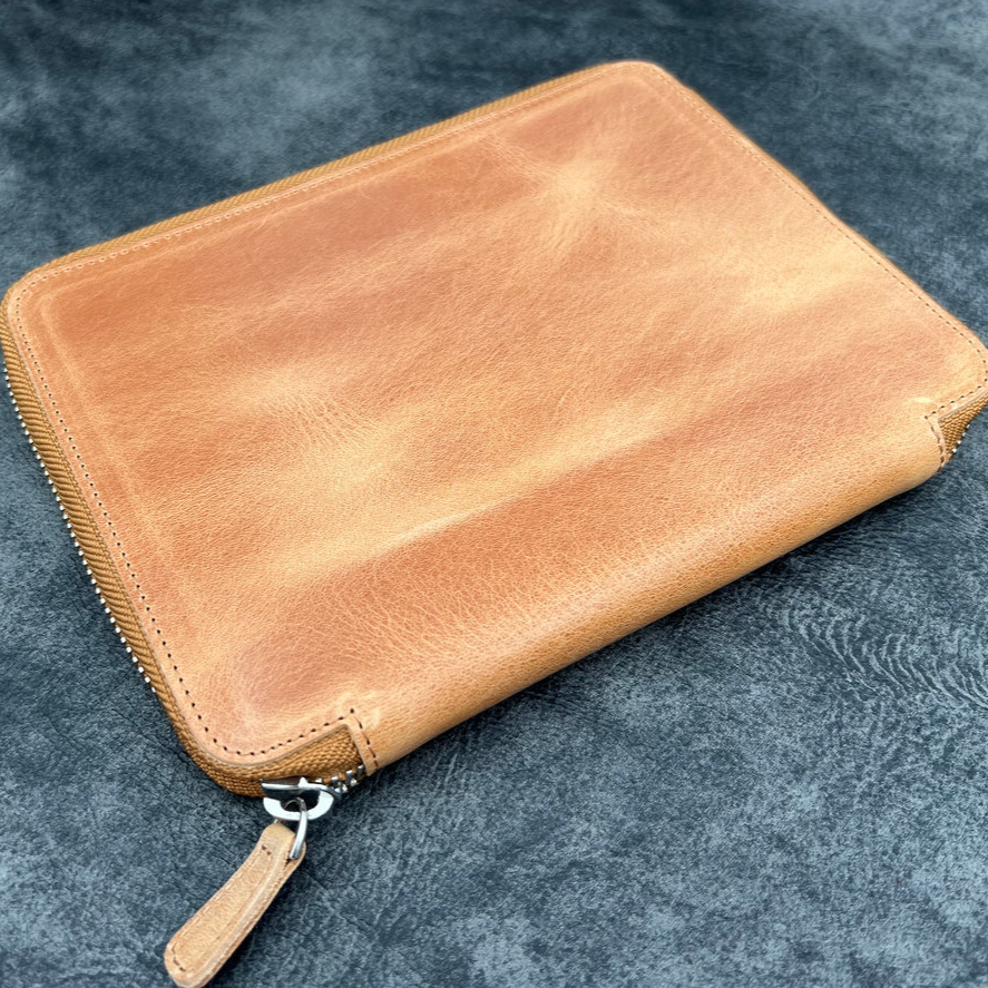 Galen Leather Zippered 10 Slots Pen Case with A5 Notebook Holder - Crazy Horse Honey Ochre