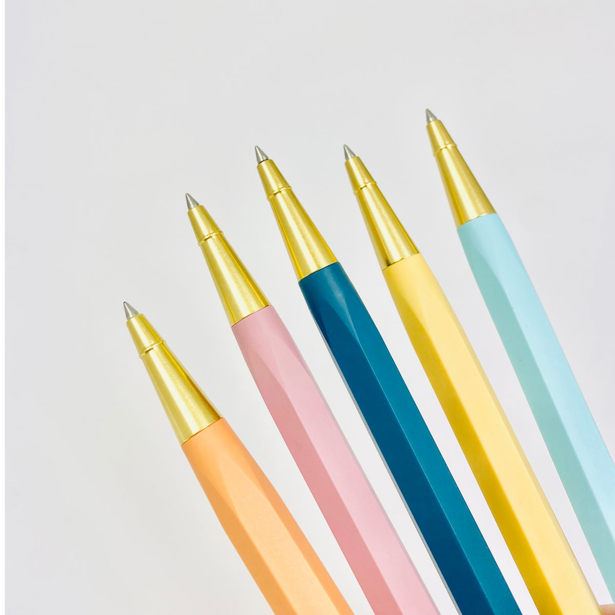 ystudio Glamour Evolve Ocean Rollerball - Dawn Yellow