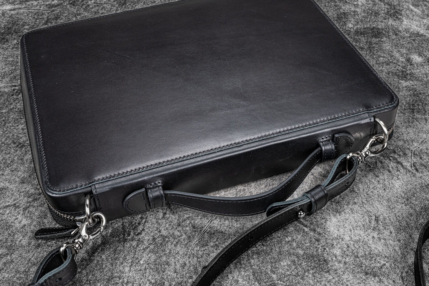 Galen Leather Zippered A4 Folio Compendium Bag - Black