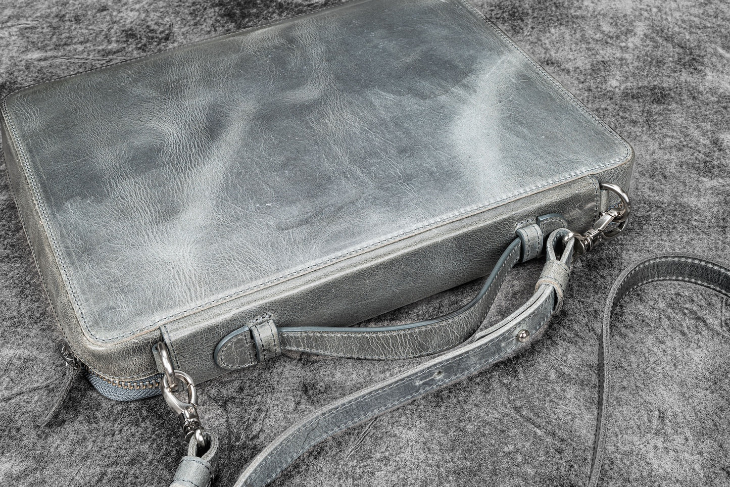 Galen Leather Zippered A4 Folio Compendium Bag - Crazy Horse Smoky