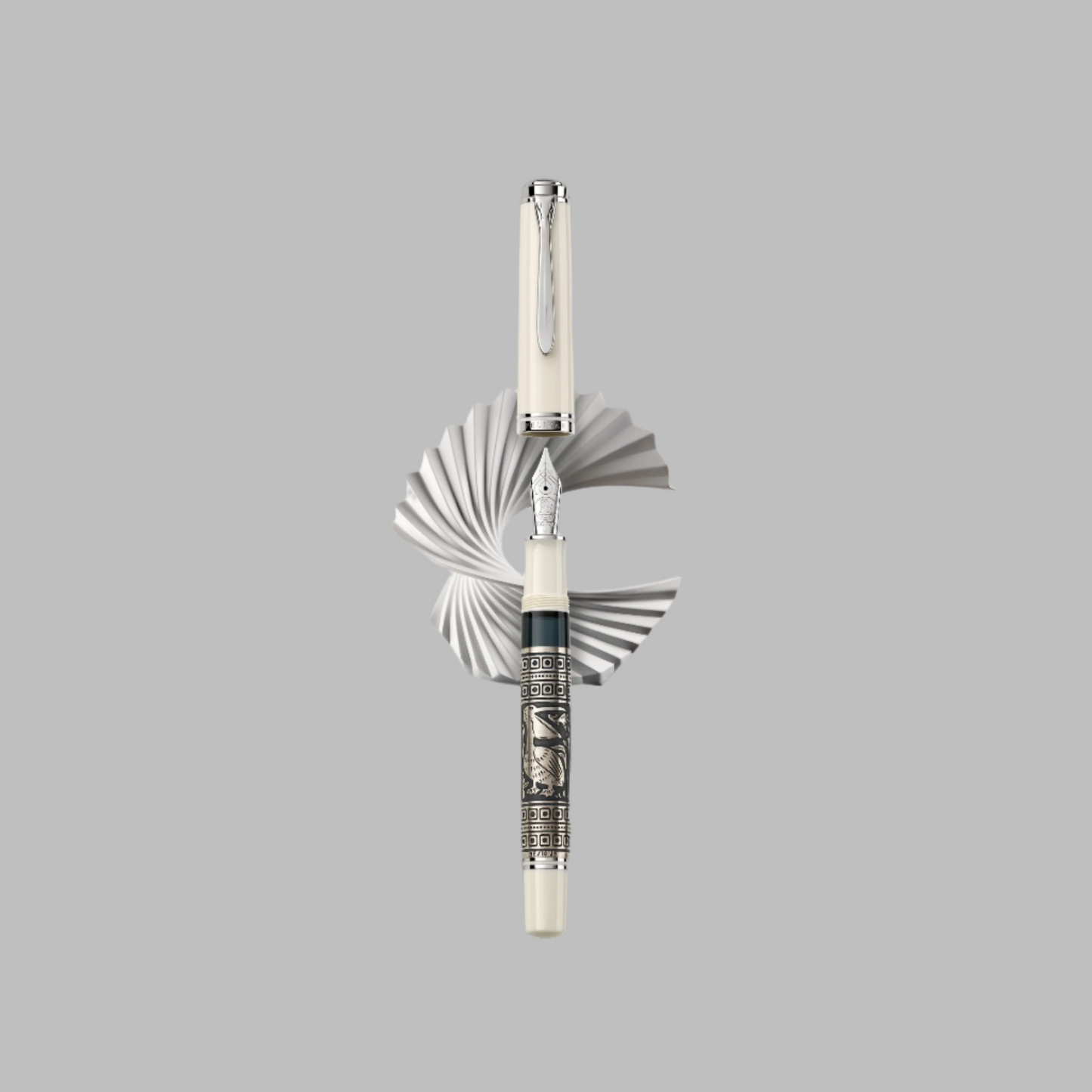 Pelikan Toledo® 910 White Fountain Pen (Special Edition - Retired)