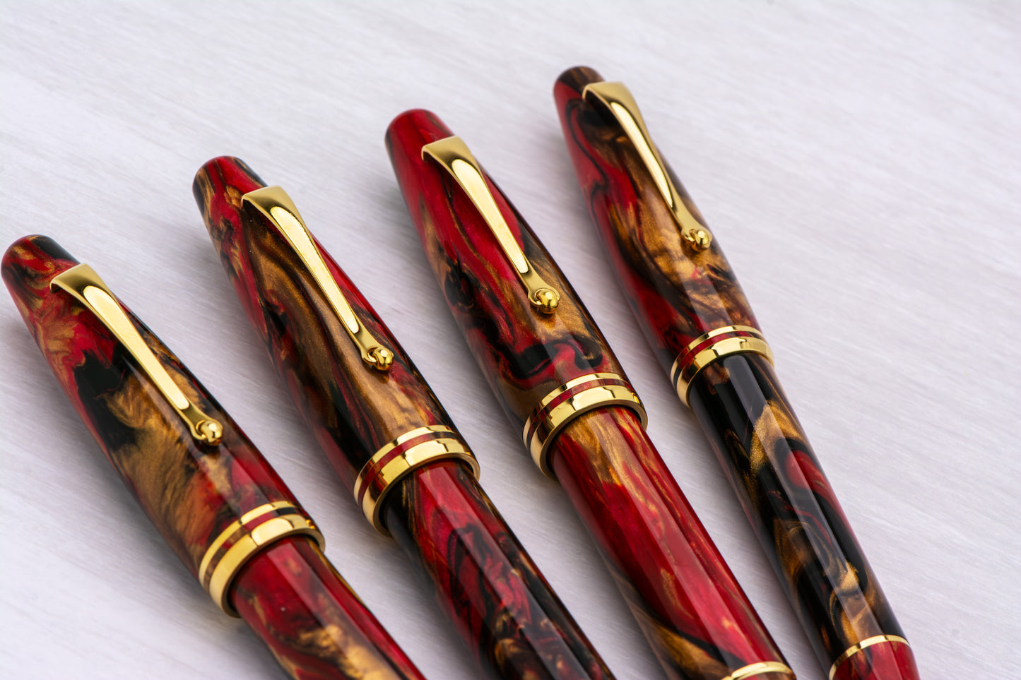 Maiora Ultra Ogiva Fountain Pen - Golden Rule