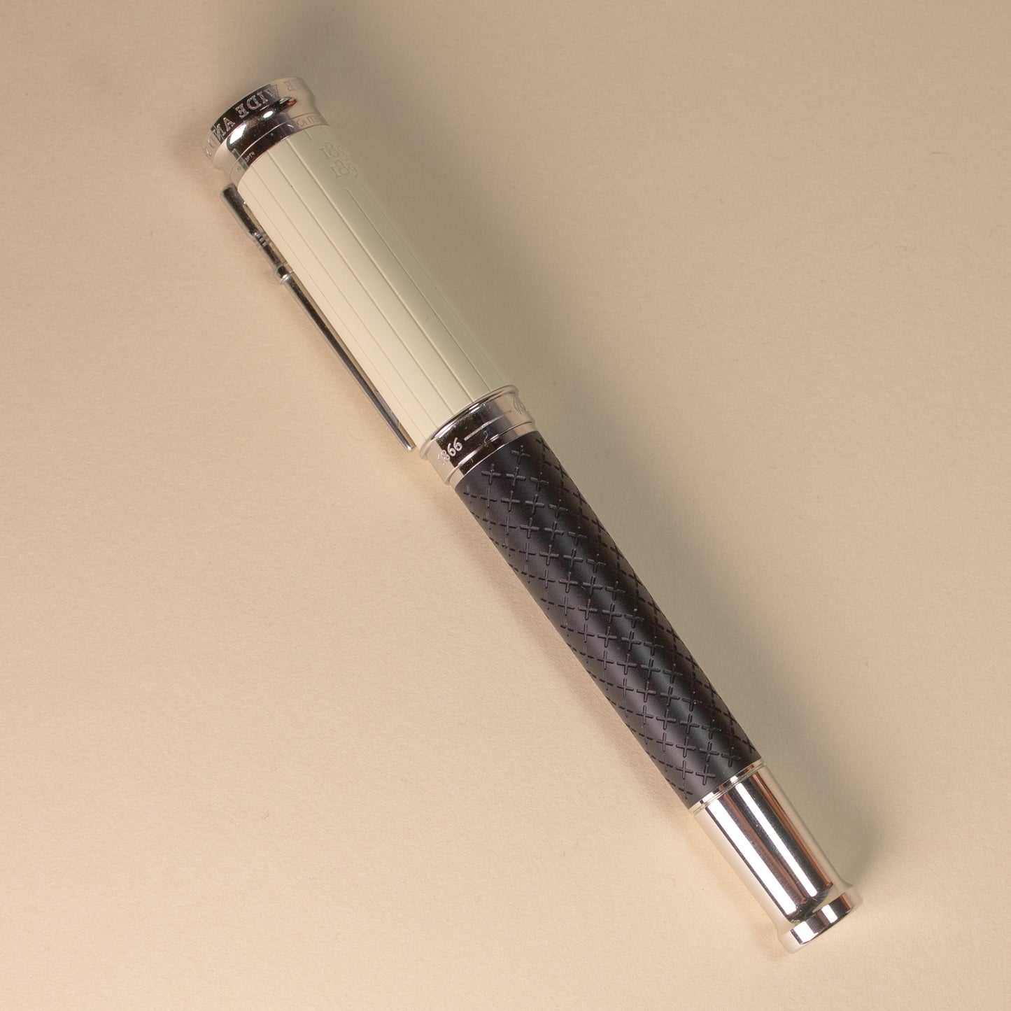 Pre-Owned Montblanc Writers Edition Fountain Pen - Homage to Robert Louis Stevenson