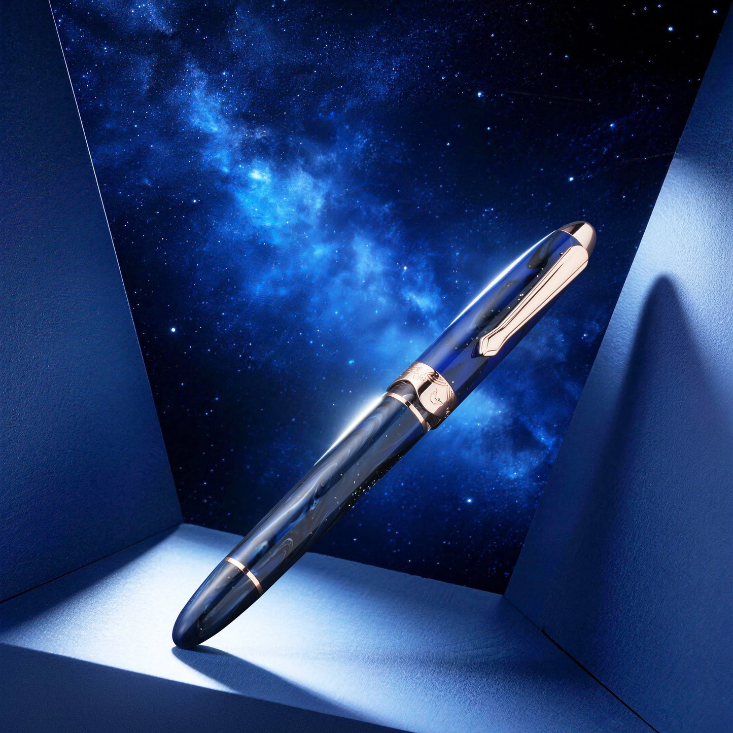 Nahvalur Horizon Fountain Pen - Nebula