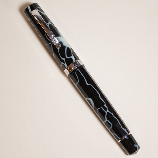 Pre-Owned Omas Arte Italiana Paragon Milord Fountain Pen in Wild Celluloid
