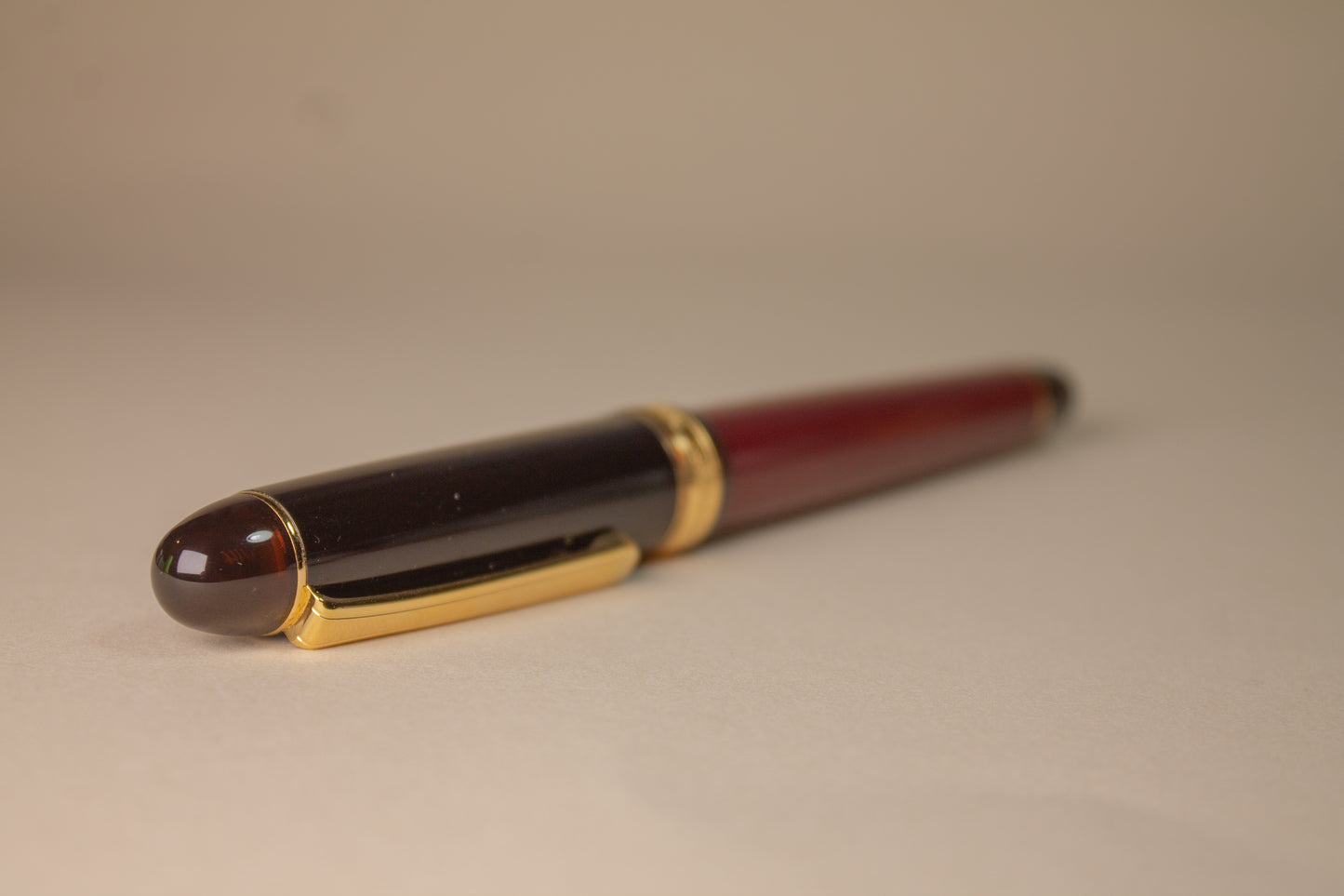 Pre-Owned Platinum #3776 Century - My Favorite Things - Coffee Jelly Fountain Pen - Broad
