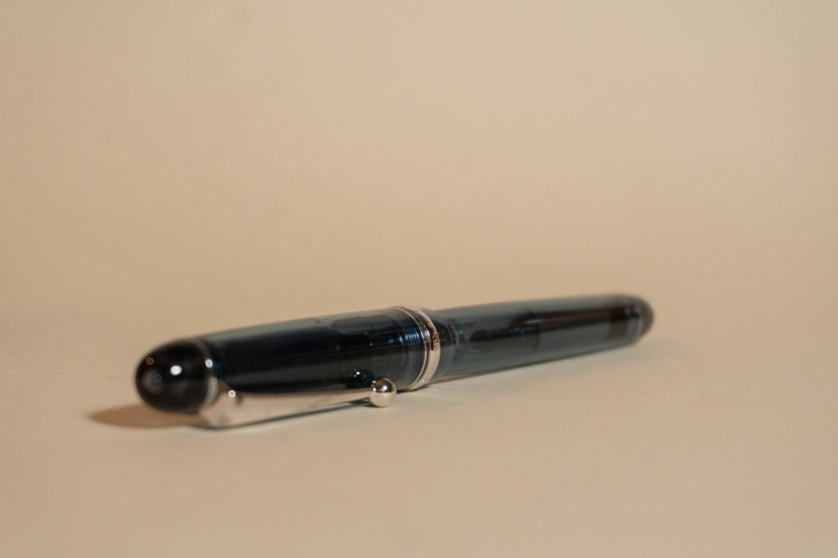 Pre-Owned Pilot Custom 74 Blue Stone Fountain Pen - Broad