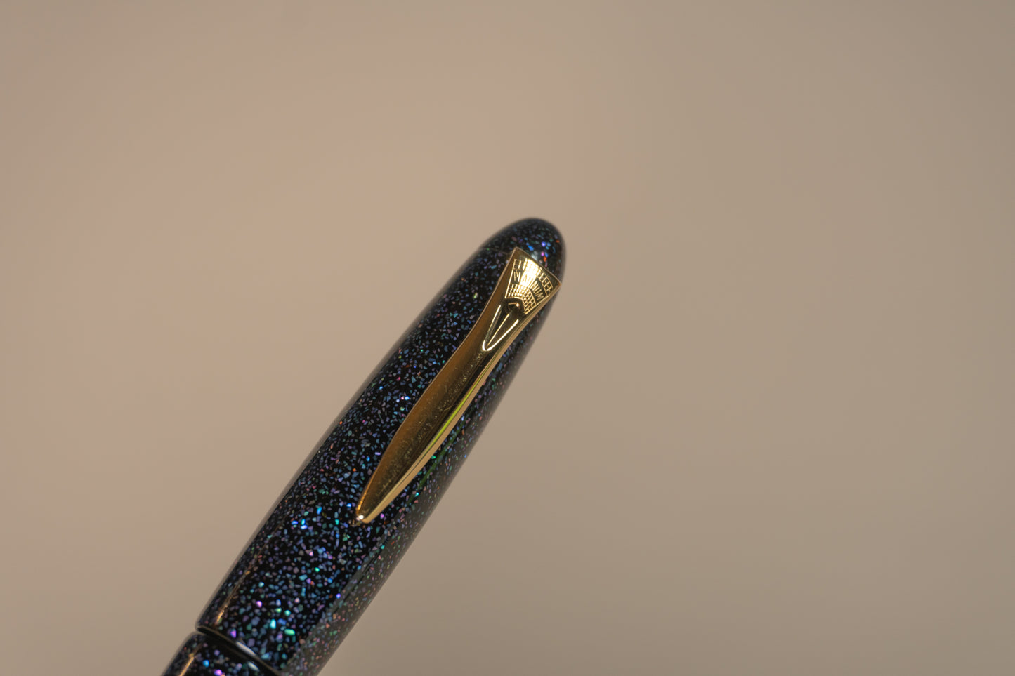 Pre-Owned Platinum Izumo Raden Galaxy Fountain Pen - Fine
