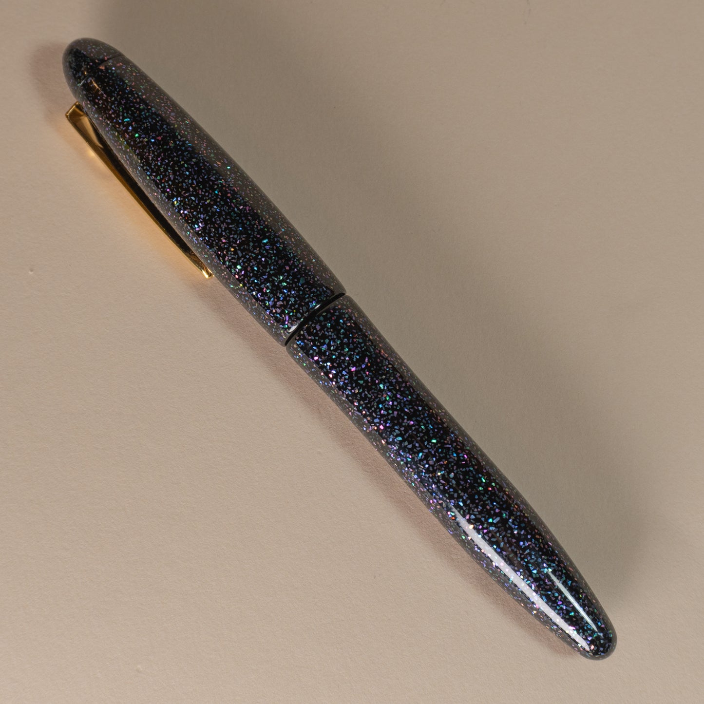 Pre-Owned Platinum Izumo Raden Galaxy Fountain Pen - Fine