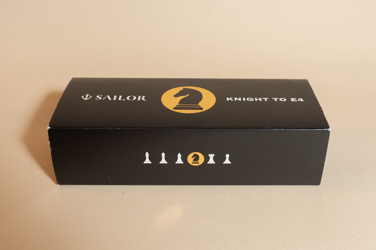 Pre-Owned Sailor Pro Gear Knight to E4 Fountain Pen - Medium