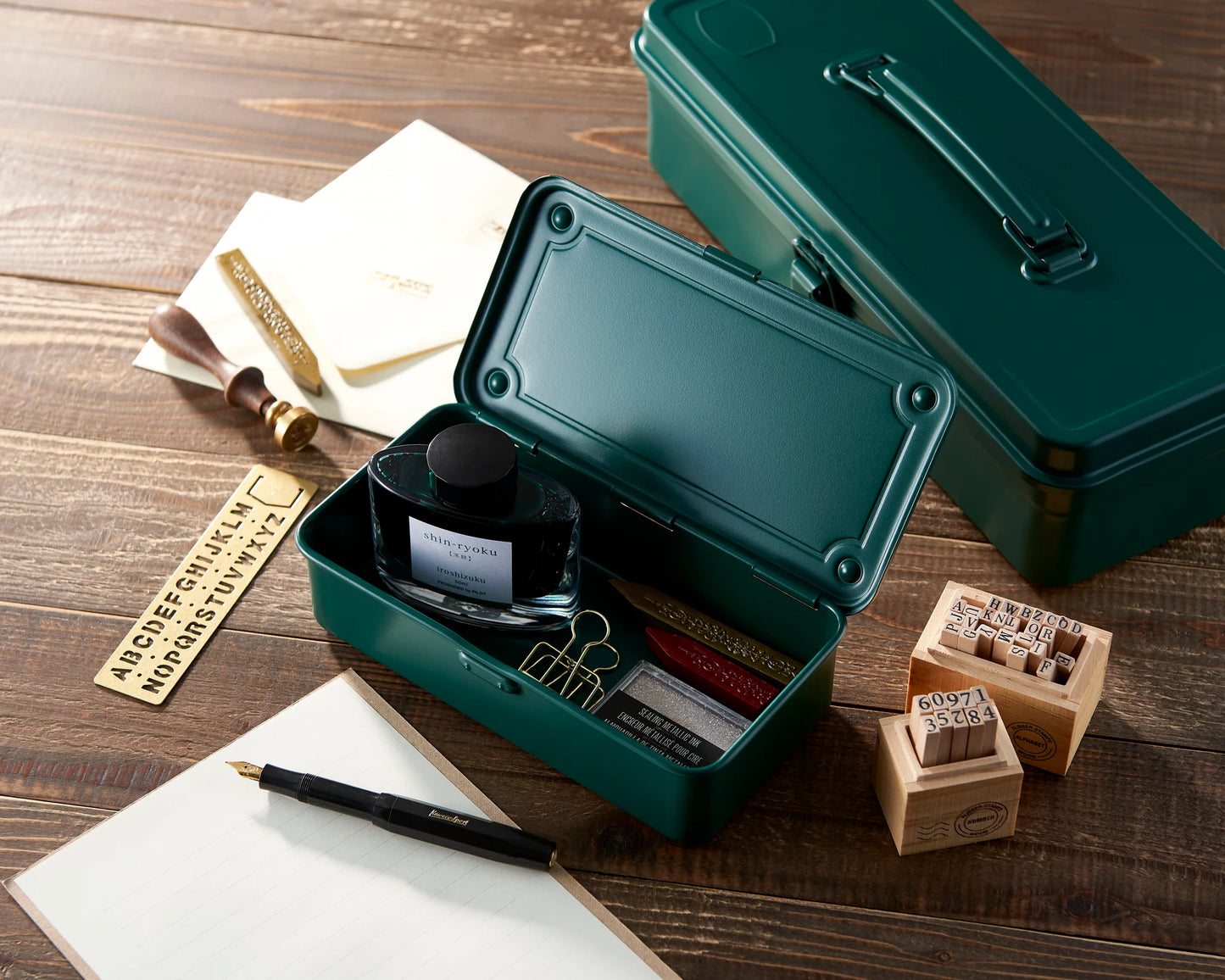 TOYO Steel Trunk-Shape Stackable Toolbox T-190 - Red