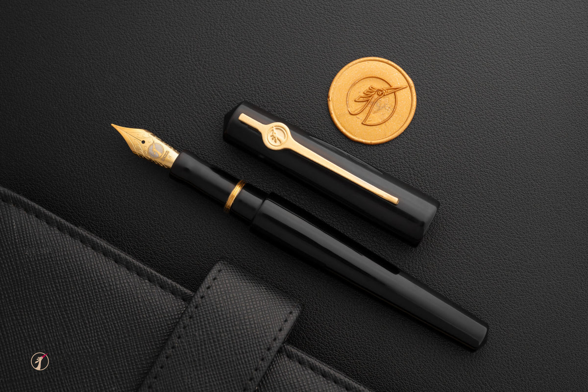 ConCoPens Traditional Vietnamese Lacquer Fountain Pen - Then