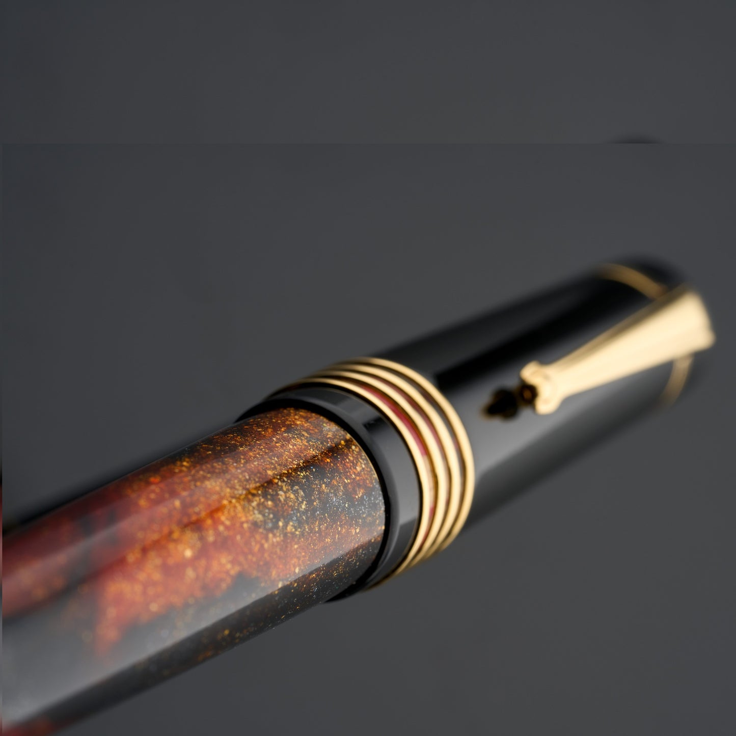 Delta DV Original Ballpoint - Glow Up