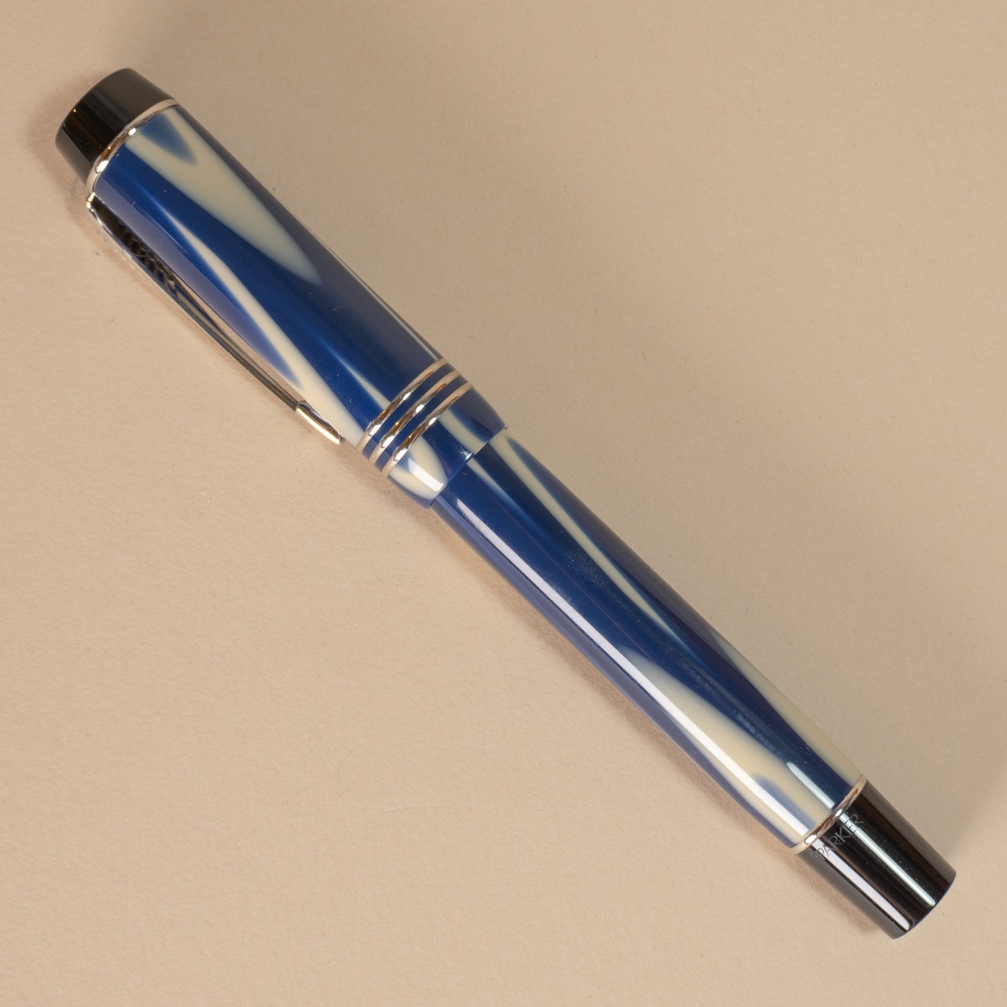 Pre-Owned Parker Duofold True Blue Fountain Pen - Medium