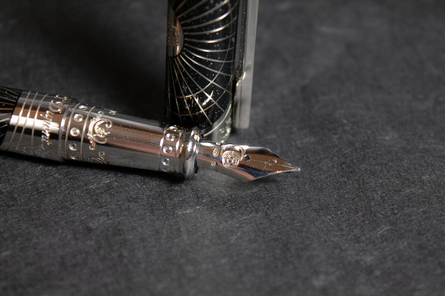 Pre-Owned S.T. Dupont Neo Classique Shoot the Moon Fountain Pen Medium