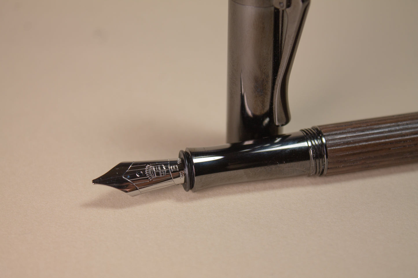 Pre-Owned Graf Von Faber-Castell Classic Macassar Fountain Pen