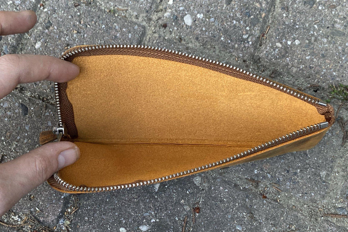 Galen Leather Zippered 4 Slots Slip-n-Zip Pen Pouch - Crazy Horse Brown