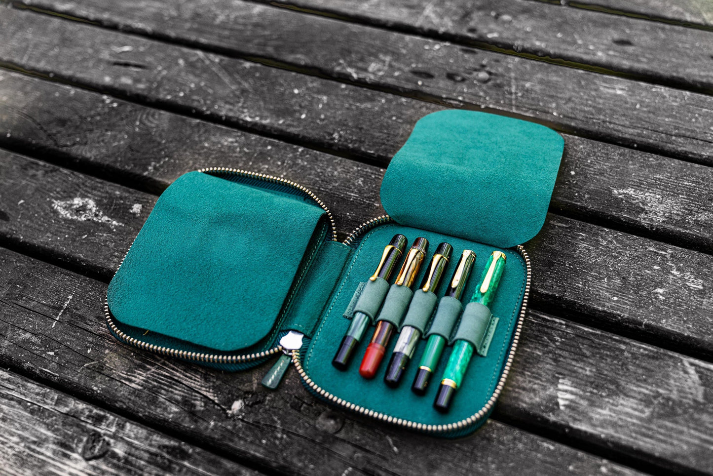 Galen Leather Zippered 10 Slots Pen Case - Crazy Horse Forest Green