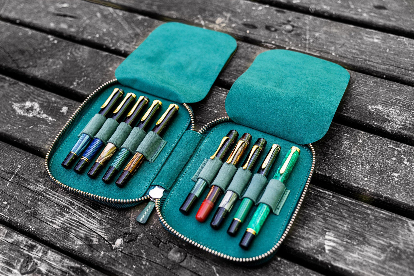Galen Leather Zippered 10 Slots Pen Case - Crazy Horse Forest Green