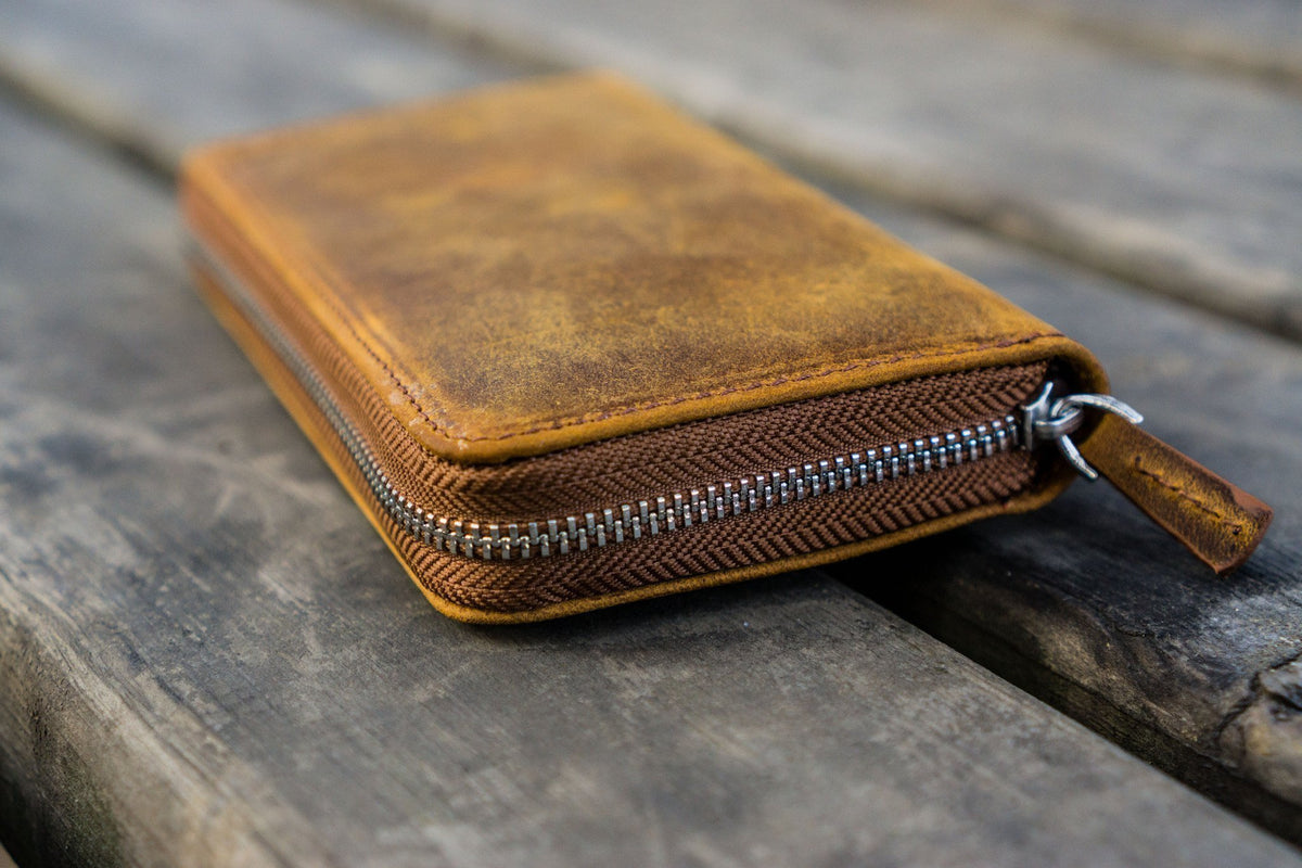 Galen Leather Zippered 3 Slots Pen Case - Crazy Horse Brown