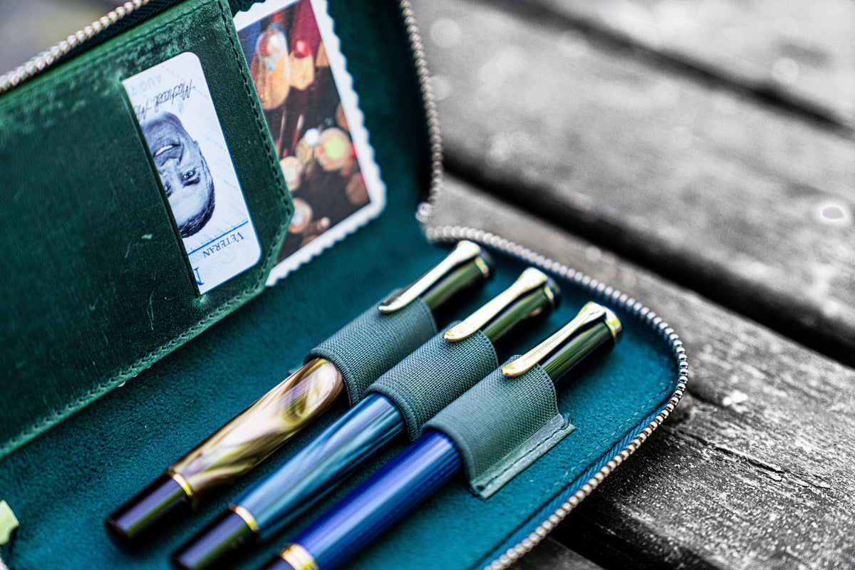 Galen Leather Zippered 3 Slots Pen Case - Crazy Horse Forest Green