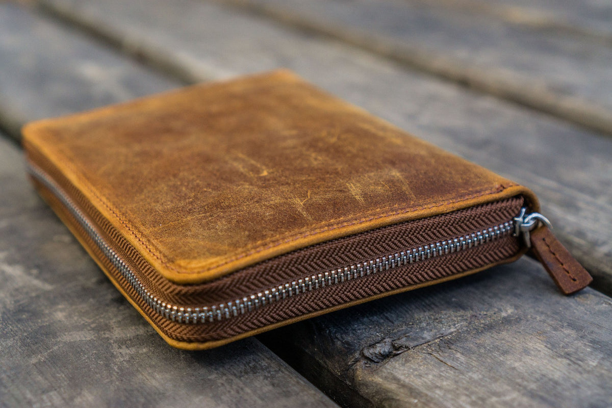 Galen Leather Zippered 5 Slots Pen Case - Crazy Horse Brown