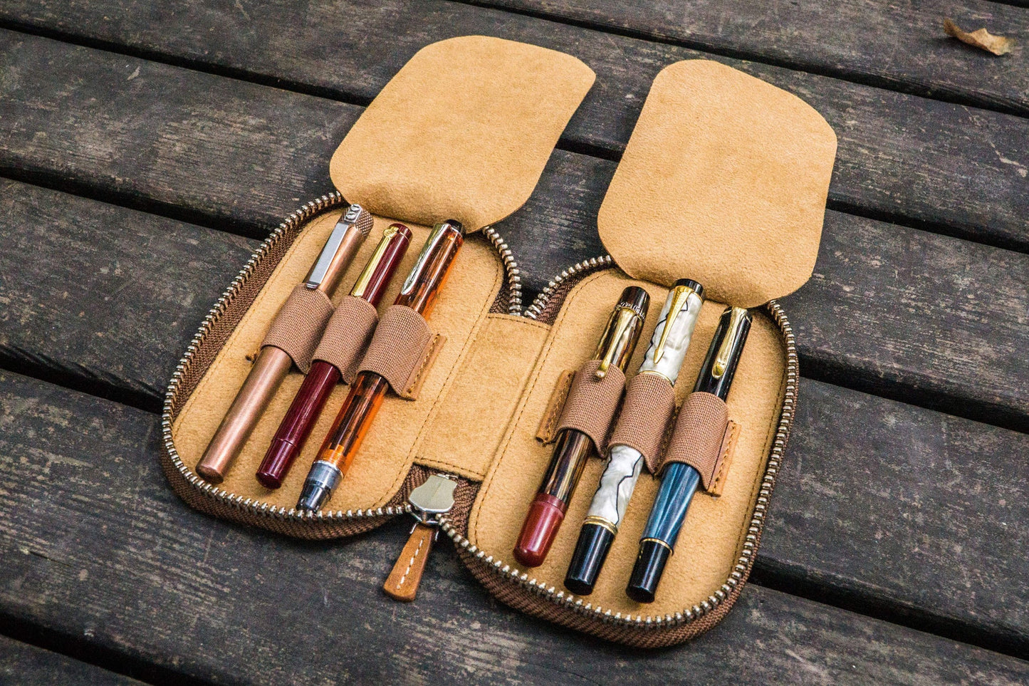 Galen Leather Zippered 6 Slots Pen Case - Crazy Horse Tan