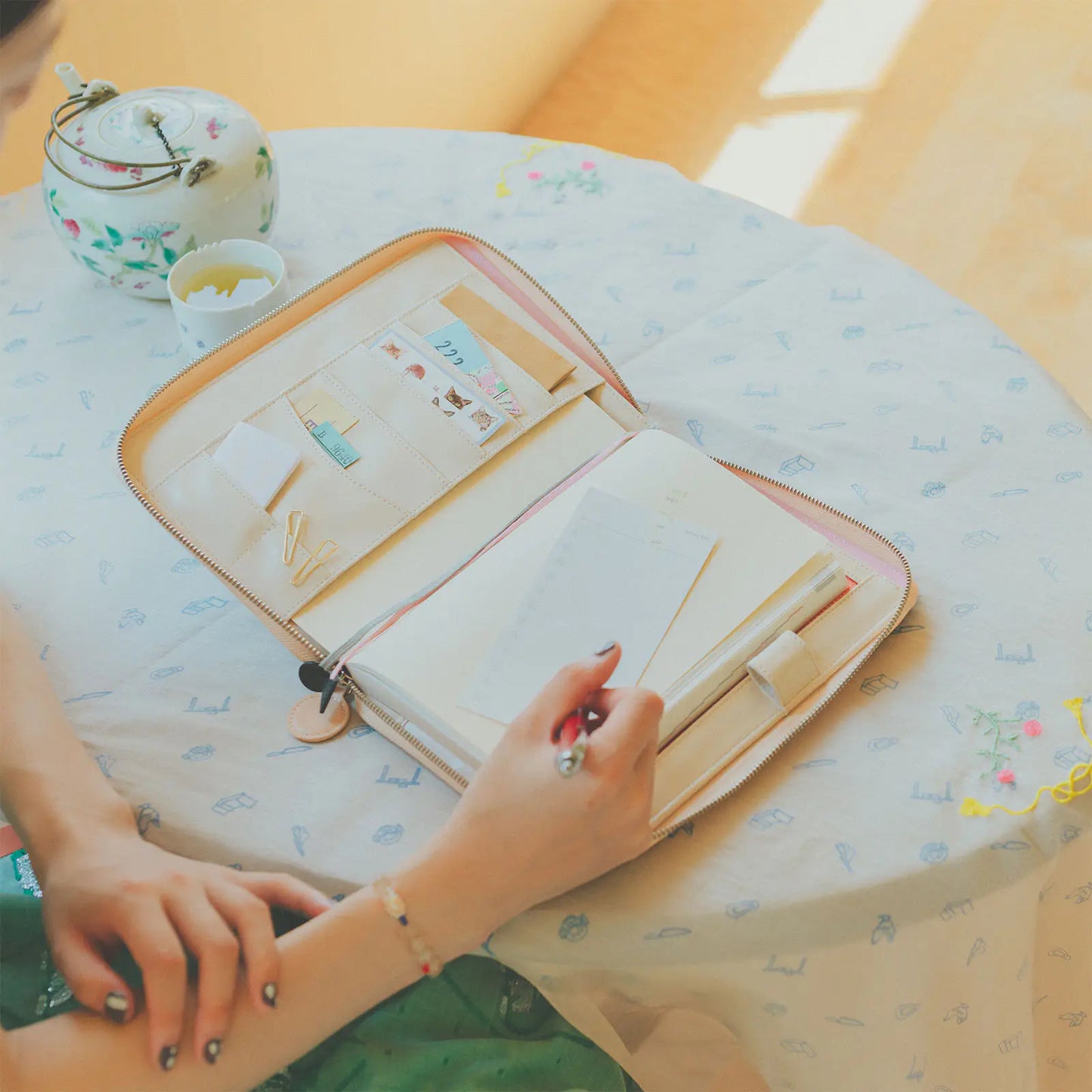 Hobonichi A5 Cousin Techo Cover - PYT Tokyo in Bloom / Rabbits