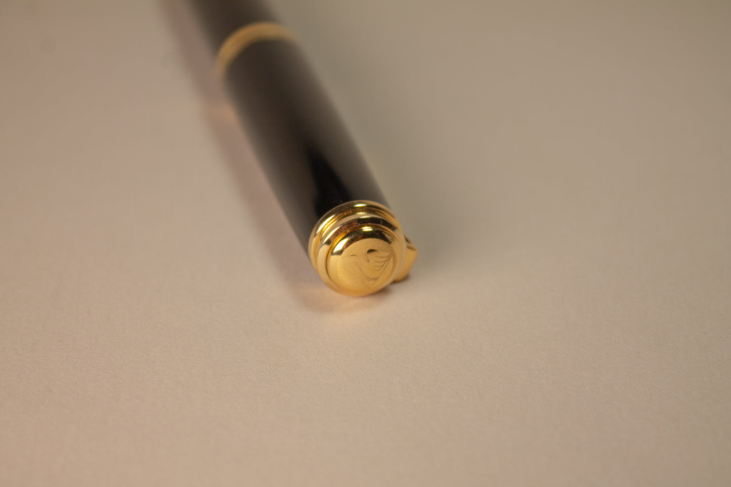 Pre-Owned Pelikan M1000 Souveran Black - Extra Fine