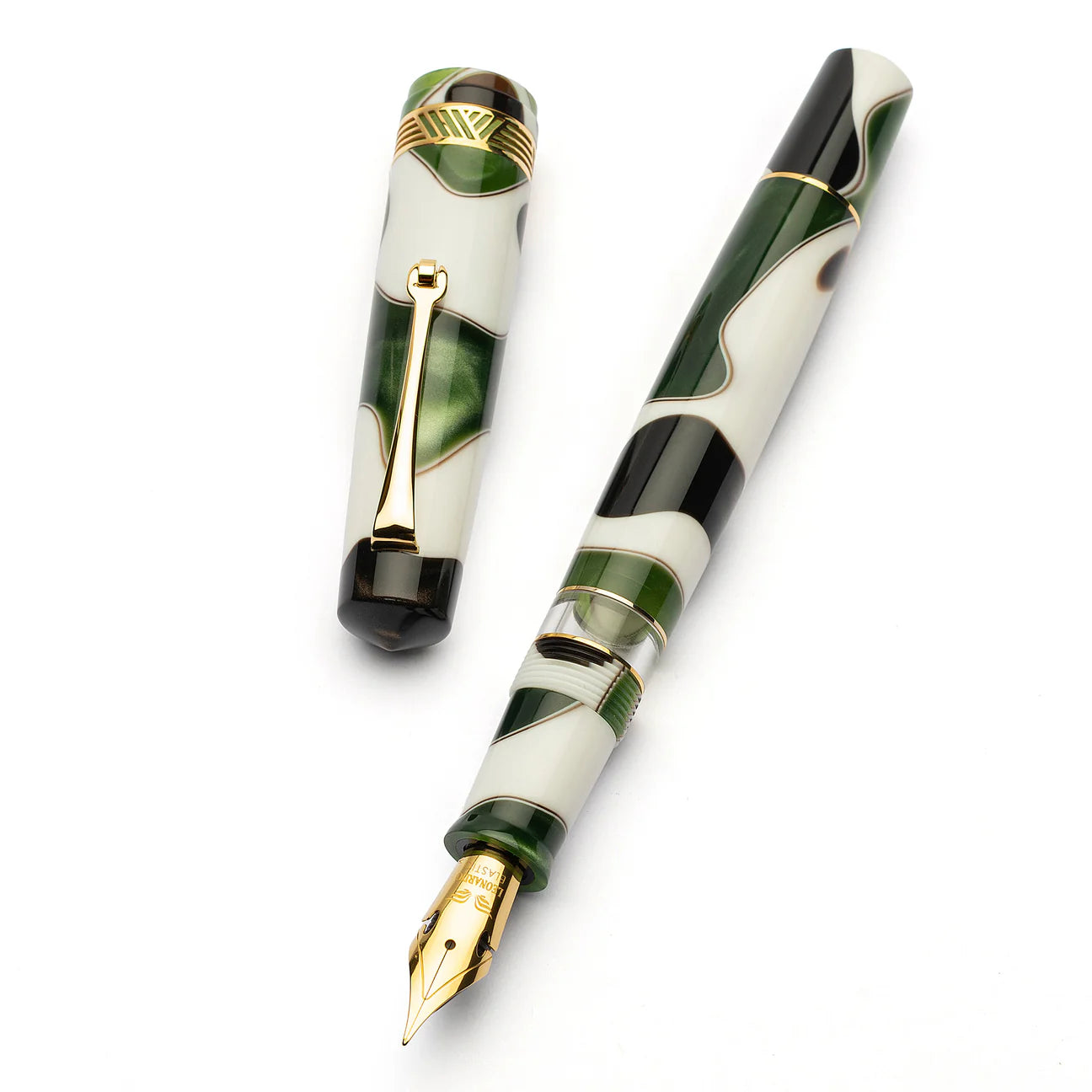 Leonardo Momento Magico Fountain Pen - Leaf with Gold Trim