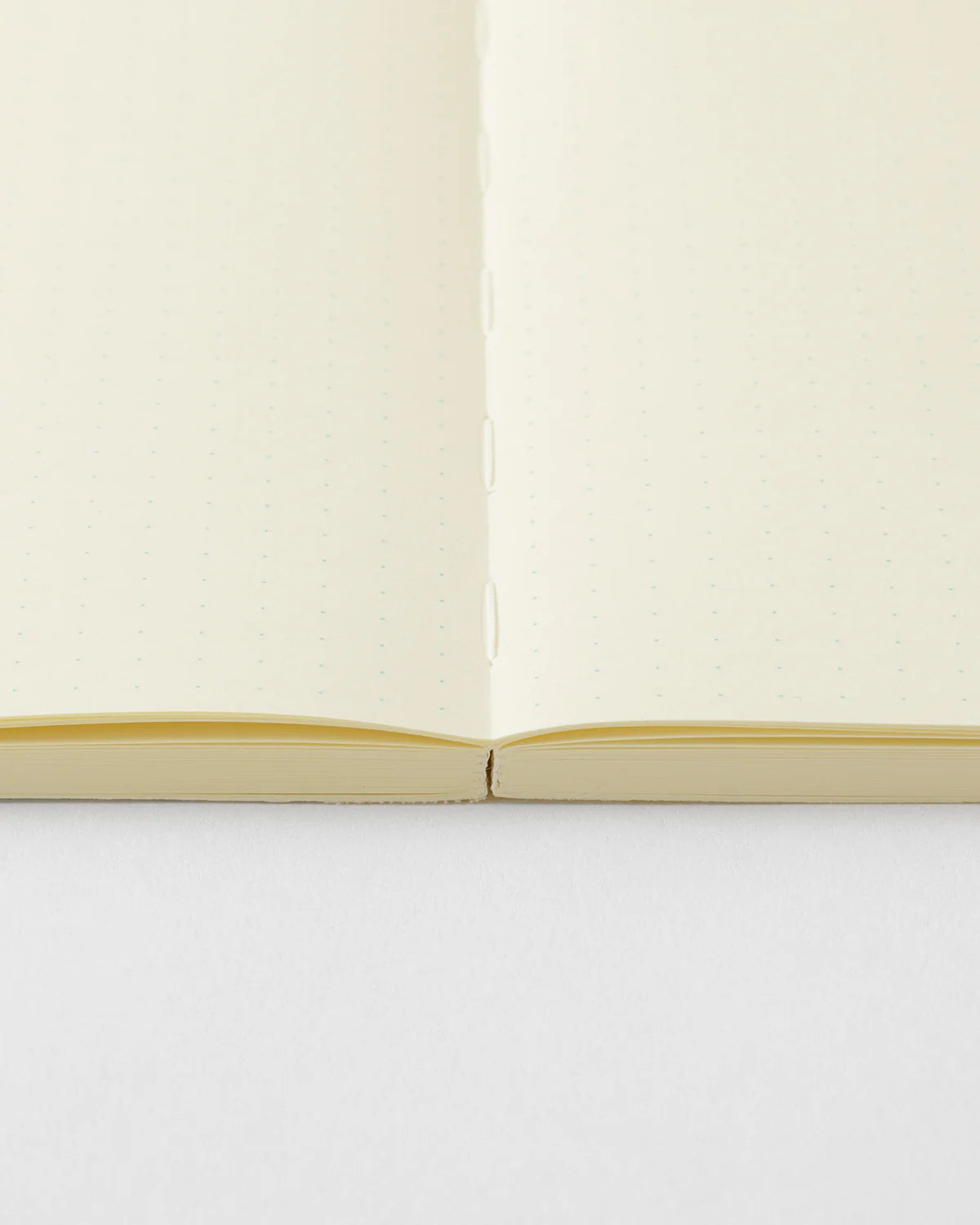Midori MD Product B6 Slim Notebook - Dot Grid