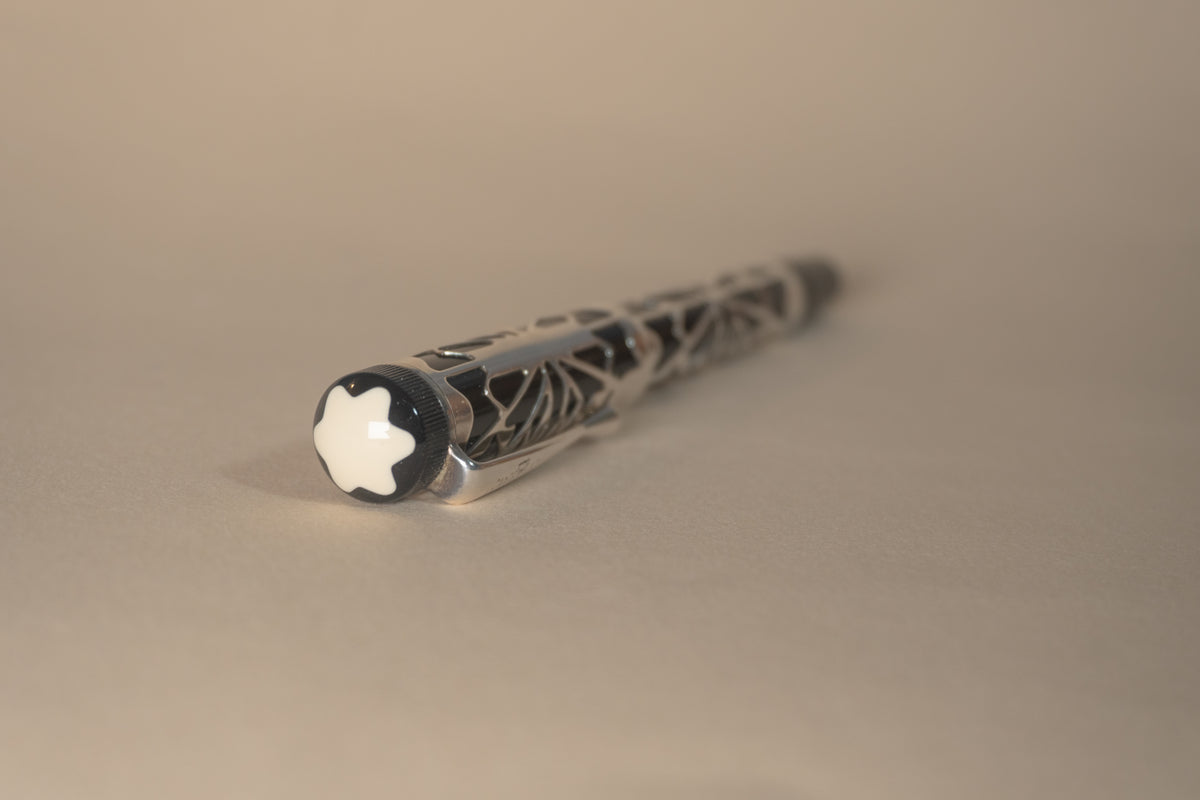 Pre-Owned Montblanc Octavian Fountain Pen - LE 4810