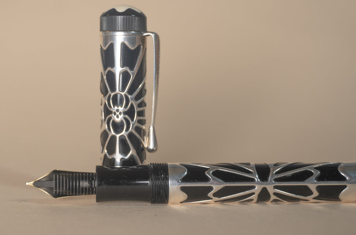 Pre-Owned Montblanc Octavian Fountain Pen - LE 4810